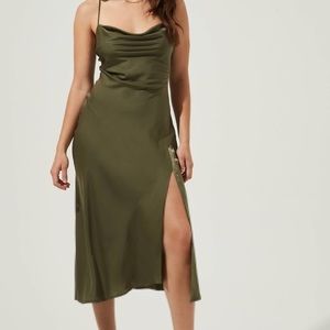 So gorgeous ASTR olive green slip dress silk